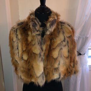 BEBE faux fur shoulder throw